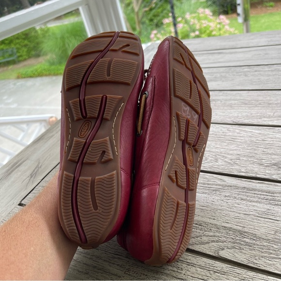Keen Catalina Maroon Red Leather Loafers Women’s Size 10.5 - Picture 2 of 7